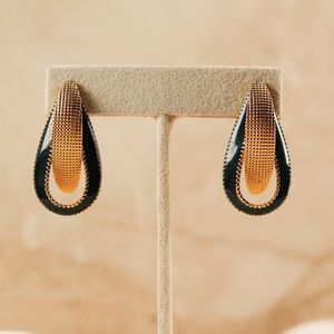 Vintage Gold Teardrop Earring Chunky Hoops